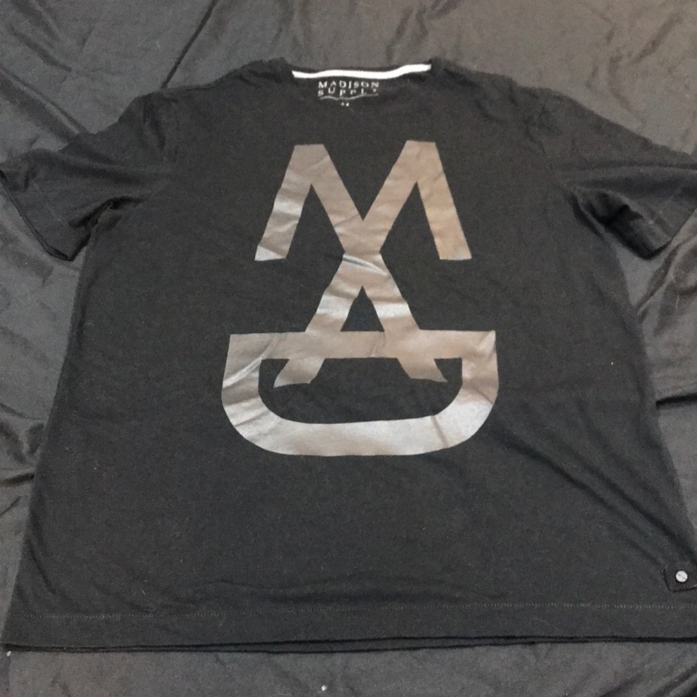 Madison supply t-shirt 🤠